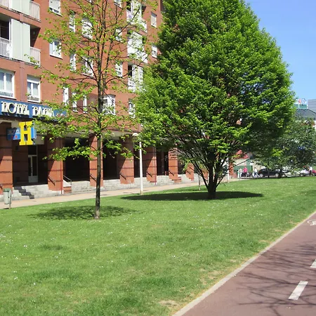 Szálloda Bahia 2*