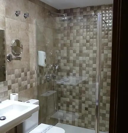 Отель Bahia 2*