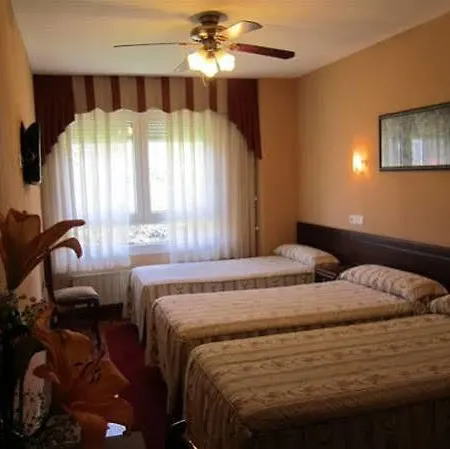 ホテル Bahia ヒホン